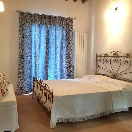 Dom wakacyjny Il Nido Del Falco Nelle Antiche Mura *