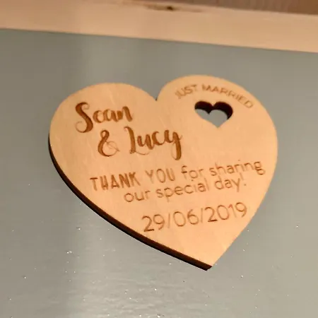 Il Nido Del Falco Nelle Antiche Mura Saturnia